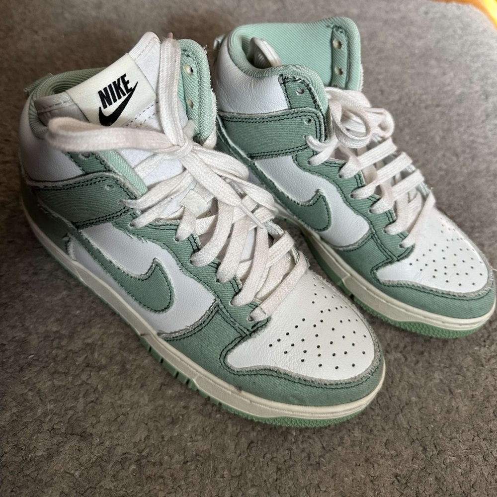 Nike Dunk High